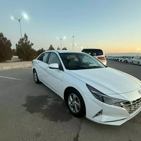 Hyundai Elantra 2021