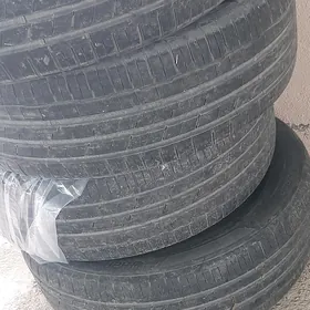 235 55 R20 HANKOOk