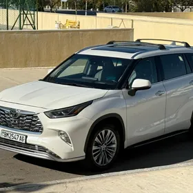 Toyota Highlander 2020