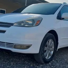 Toyota Sienna 2004