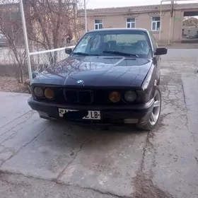 BMW 525 1993