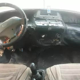 Toyota Previa 1990