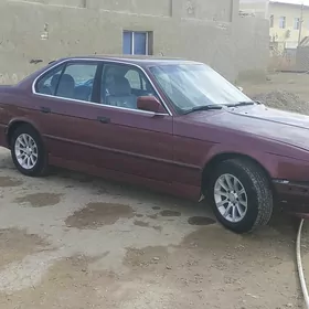 BMW 525 1990