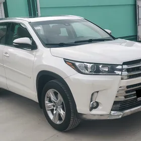 Toyota Highlander 2019