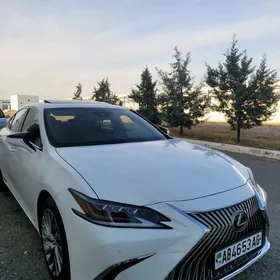 Lexus ES 350 2019