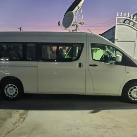 Toyota Hiace 2019