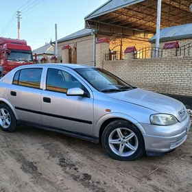 Opel Astra 2000