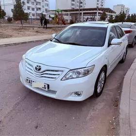 Toyota Camry 2010