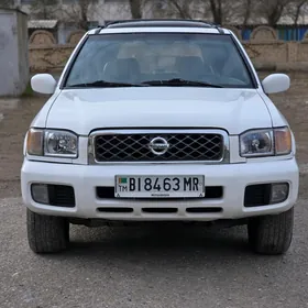 Nissan Pathfinder 1997