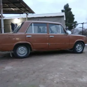 Lada 2104 1985