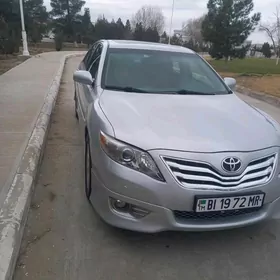 Toyota Camry 2010