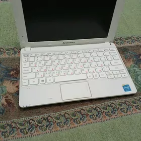 Netbuk Lenovo