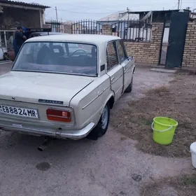 Lada 2103 1980