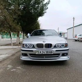 BMW E39 2001