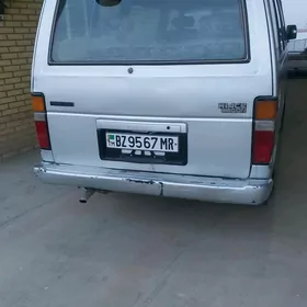 Toyota Hiace 1988