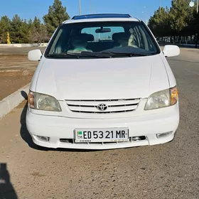 Toyota Sienna 2002