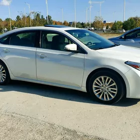 Toyota Avalon 2013