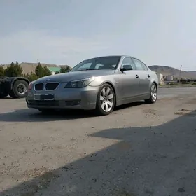 BMW E60 2004