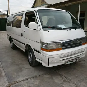 Toyota Hiace 1989