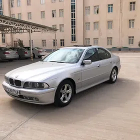 BMW E39 2002