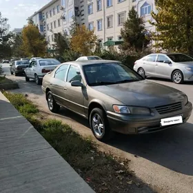 Toyota Camry 1997