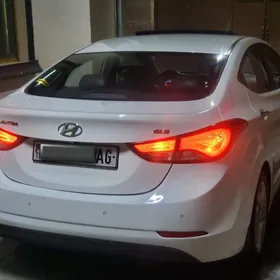 Hyundai Elantra 2014