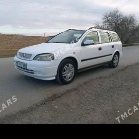 Opel Astra 2000