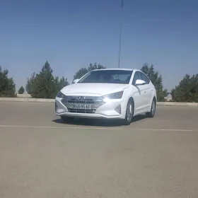 Hyundai Elantra 2020