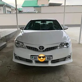 Toyota Camry 2012