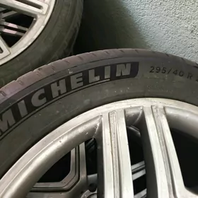 295 40 21 MICHELIN TEKER