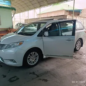 Toyota Sienna 2017