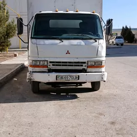 Mitsubishi Fuso 2001