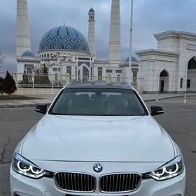 BMW F30 2013