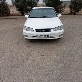 Toyota Camry 2001