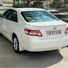 Toyota Camry 2010