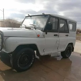 UAZ 469 2002