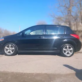 Nissan Versa 2010