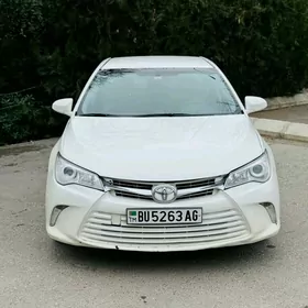 Toyota Camry 2016