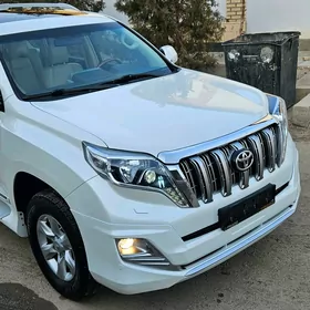 Toyota Land Cruiser Prado 2016