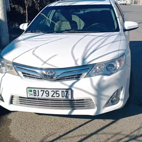 Toyota Camry 2013