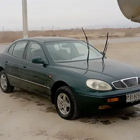 Daewoo Leganza 1998