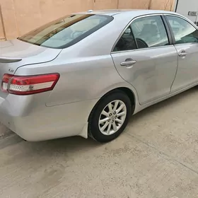 Toyota Camry 2011