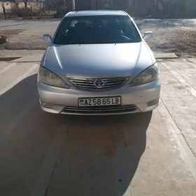 Toyota Camry 2004