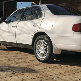 Toyota Camry 1993