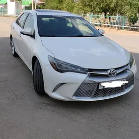 Toyota Camry 2016