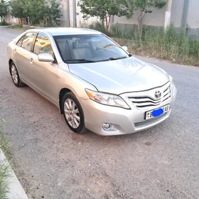 Toyota Camry 2010