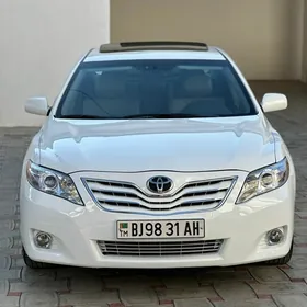 Toyota Camry 2011