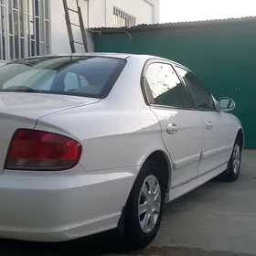 Hyundai Sonata 2003