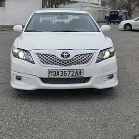 Toyota Camry 2010