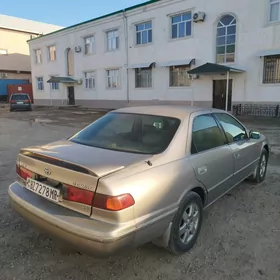 Toyota Camry 1998